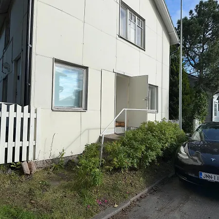 Wooden House 1 Km From River Appartement Turku